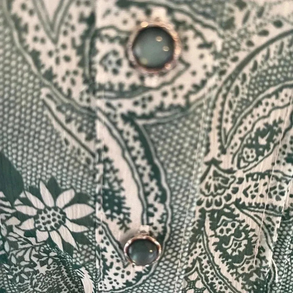 Gorgeous tunic blouse - Picture 2 of 10